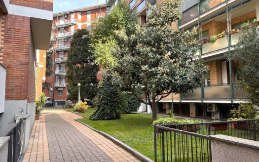 2 Locali Via Luigi Devoto