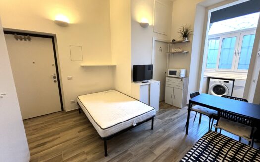 Monolocale Via Leoncavallo