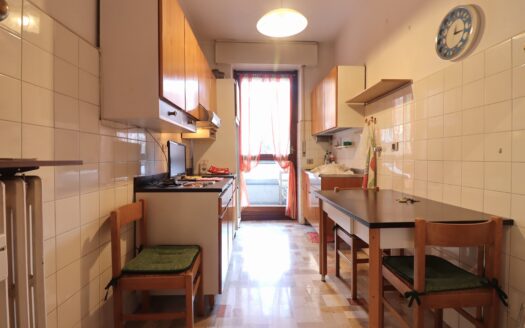 4 Locali Via Attilio Regolo