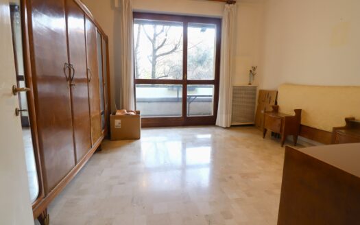 4 Locali Via Attilio Regolo